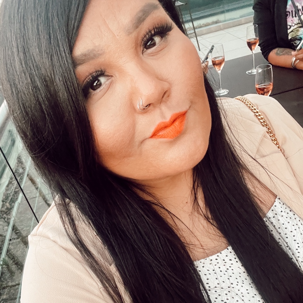 Meet your Posher, Kayleen